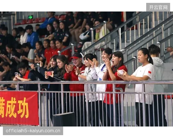 全国青年U18女子拳击锦标赛开赛，旨在检验新一代后备人才训练成果。